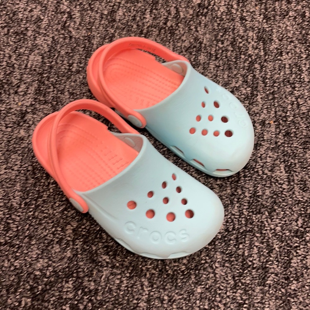 Crocs 9